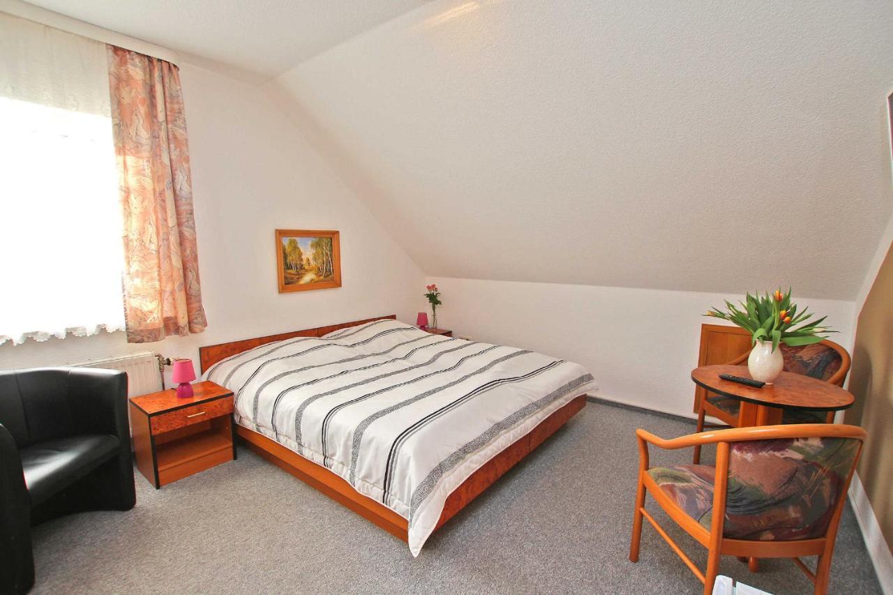 z-Gemütliche, ruhig gelegene Pension bei Putbus RÜG 2330 Exterior foto