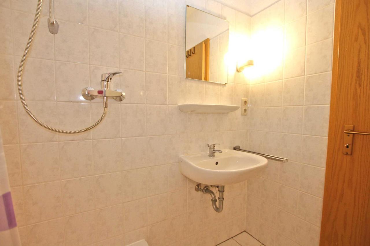 z-Gemütliche, ruhig gelegene Pension bei Putbus RÜG 2330 Exterior foto